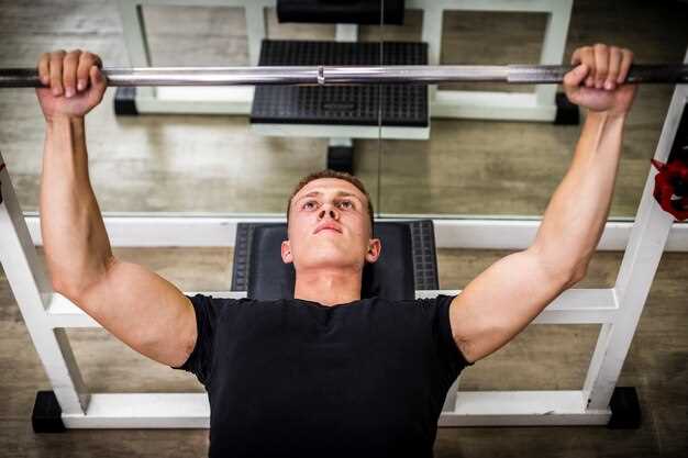Как подтянуть грудные мышцы дома или в спортзале