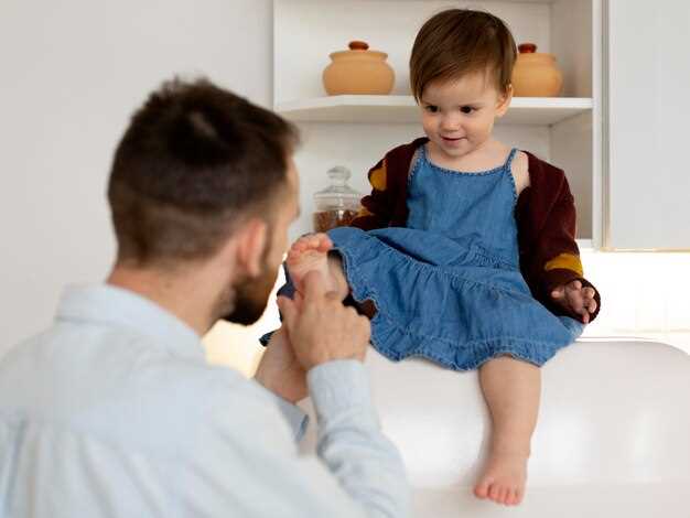 Нарыв пальца на ноге: причины и способы лечения у детей